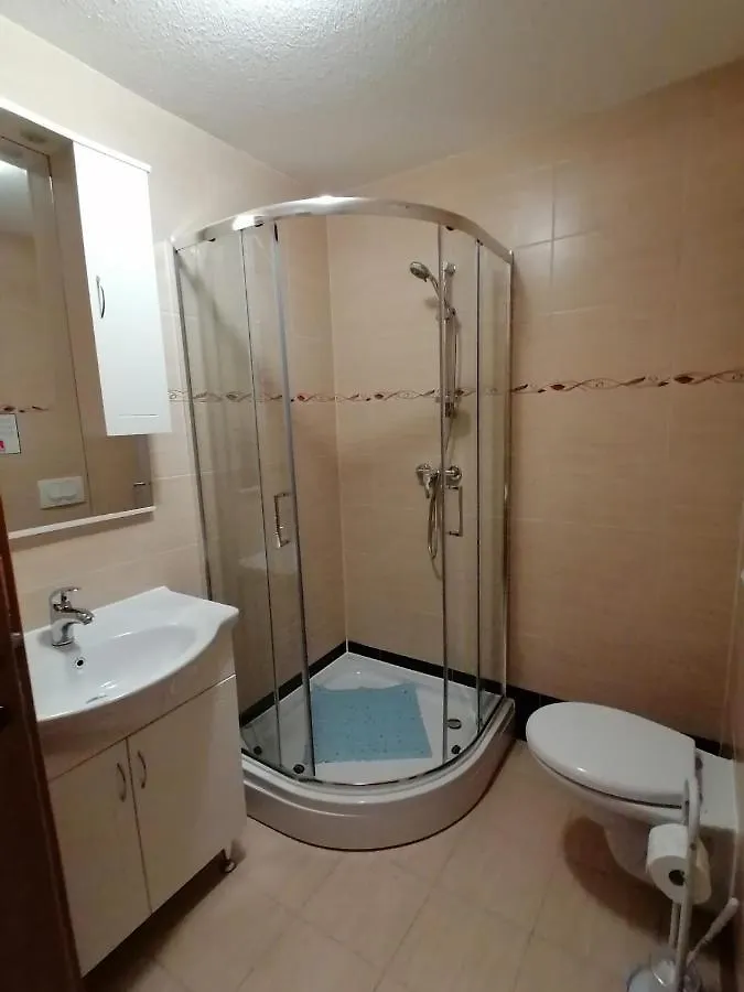 Segotici Apartmenthaus Viktoria דירה