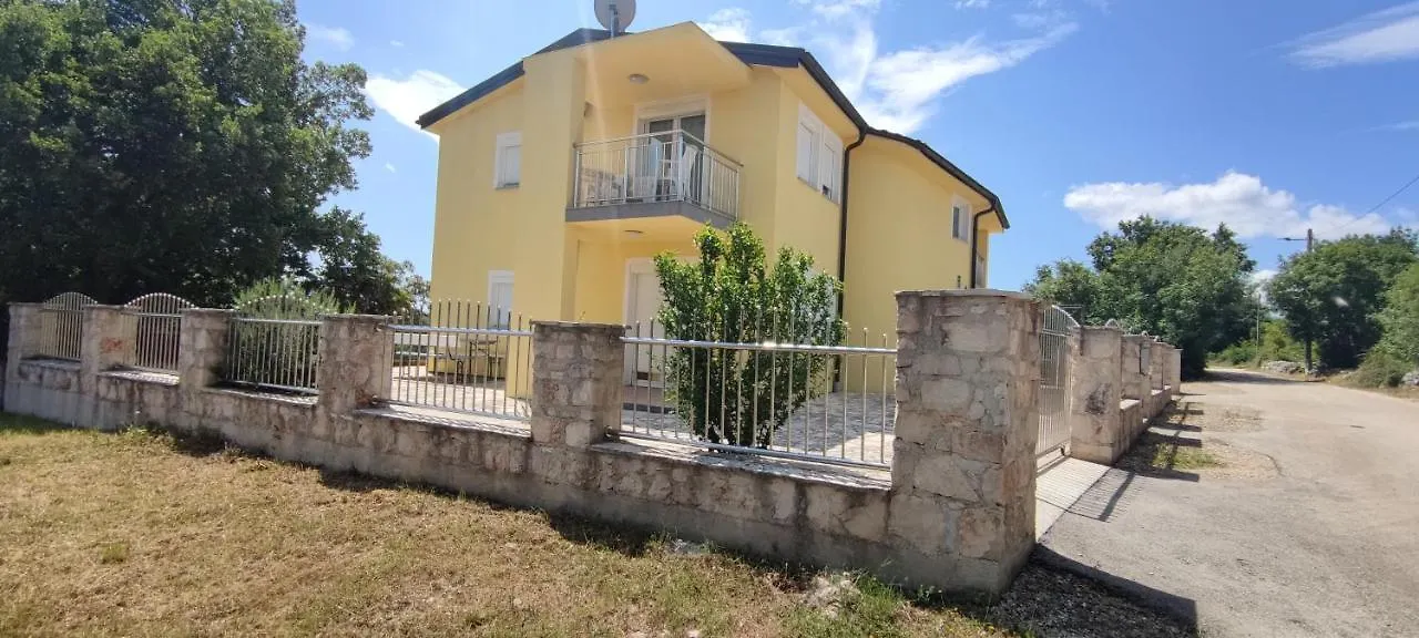 Segotici Apartmenthaus Viktoria